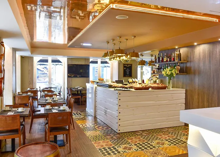 マイ ストーリー オウロ ホテル 3*